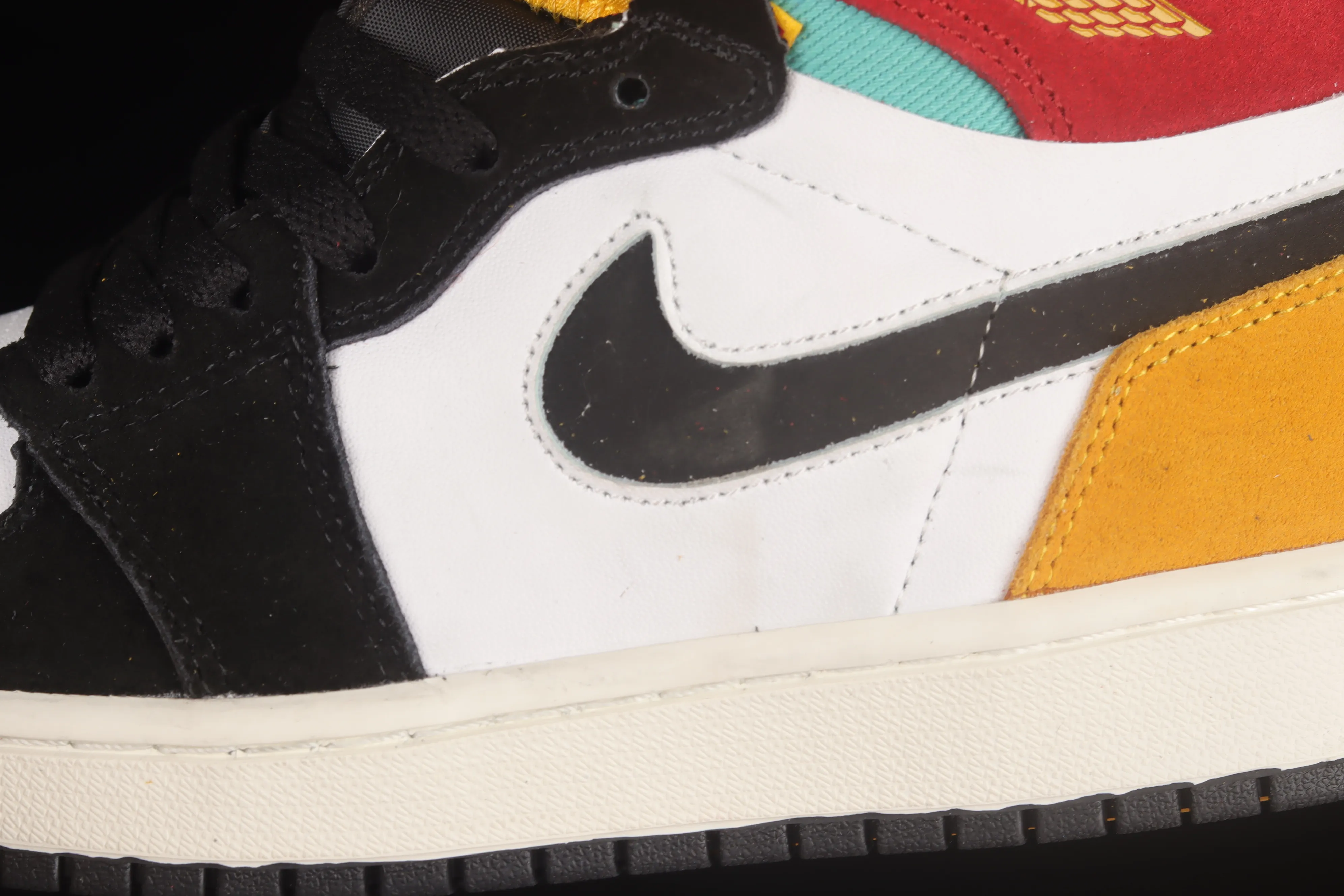 All categories Air Jordan Jordan series basketball shoes Air Jordan 1 High Air Jordan 1 Zoom CMFT AJ1 Joe 1 white, yellow and red color matching CT0978-016